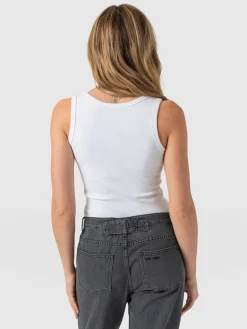 Sale Saint and Sofia Asher Scoop Neck Vest - White