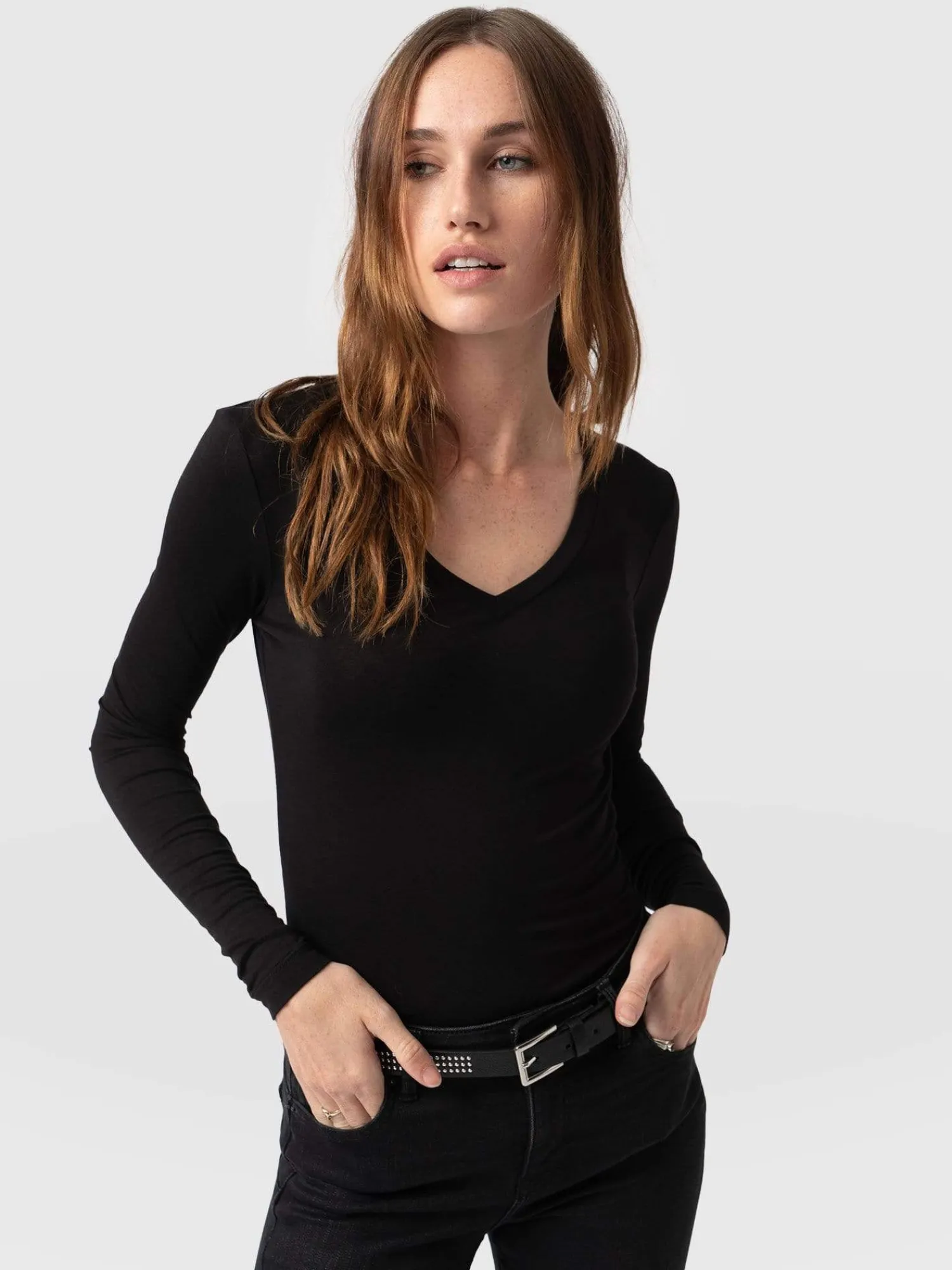 Discount Saint and Sofia Austen V Neck Tee - Black
