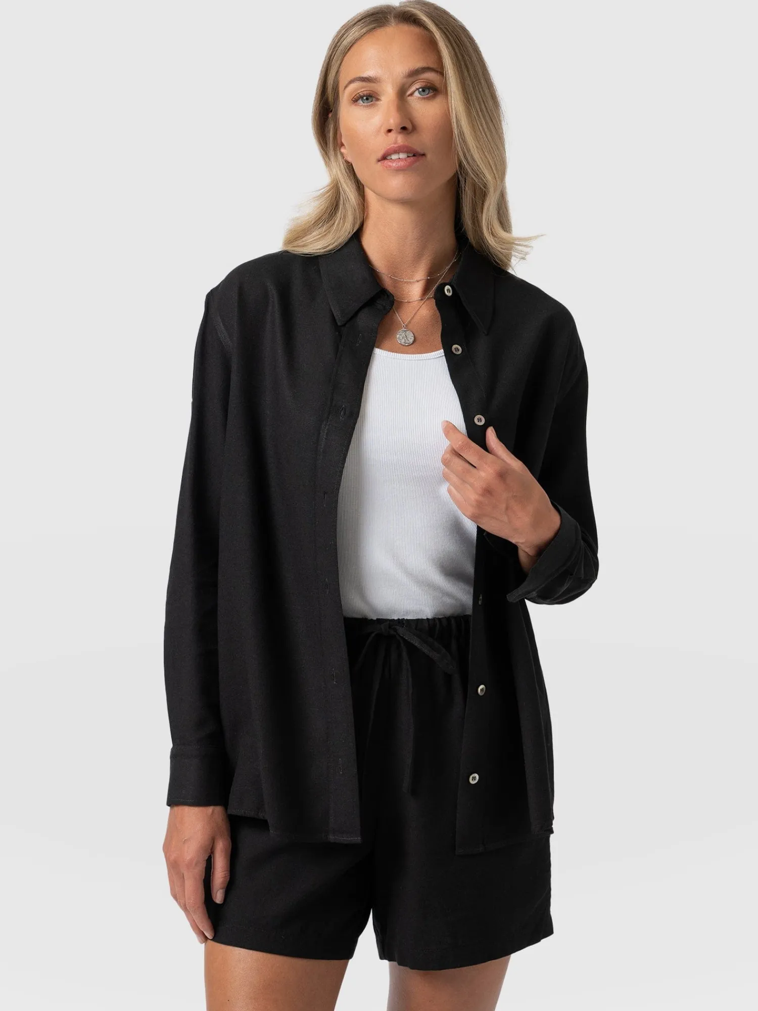 Outlet Saint and Sofia Boyfriend Shirt - Black Linen