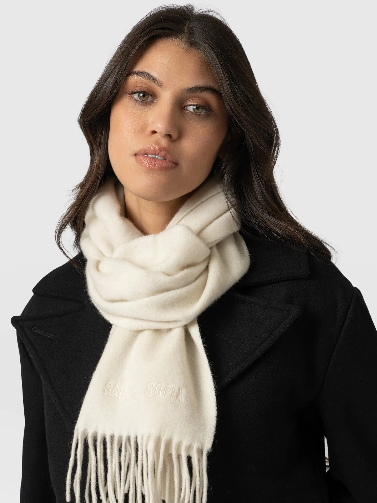 Best Saint and Sofia Cashmere Scarf - Cream