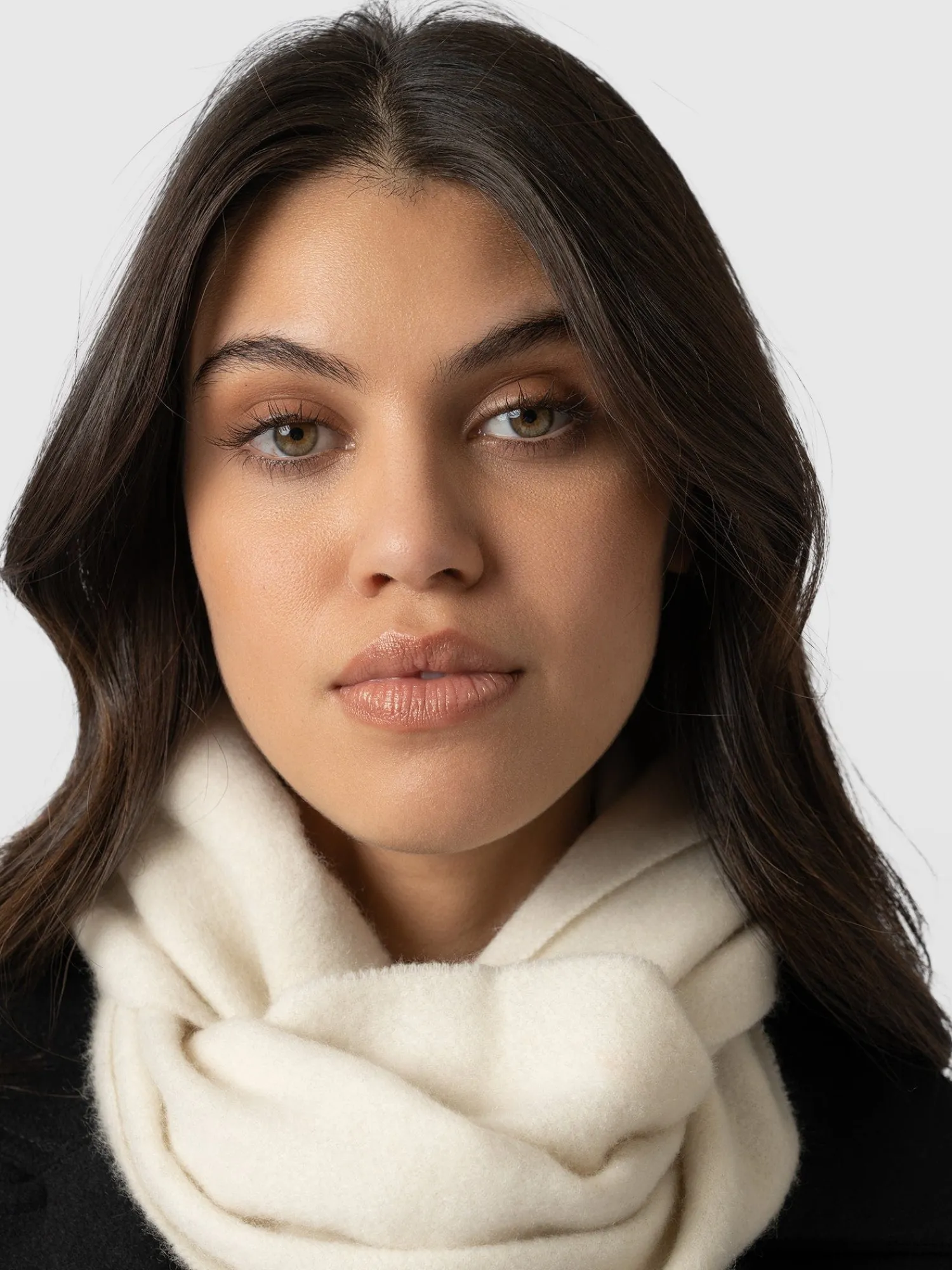 Best Saint and Sofia Cashmere Scarf - Cream