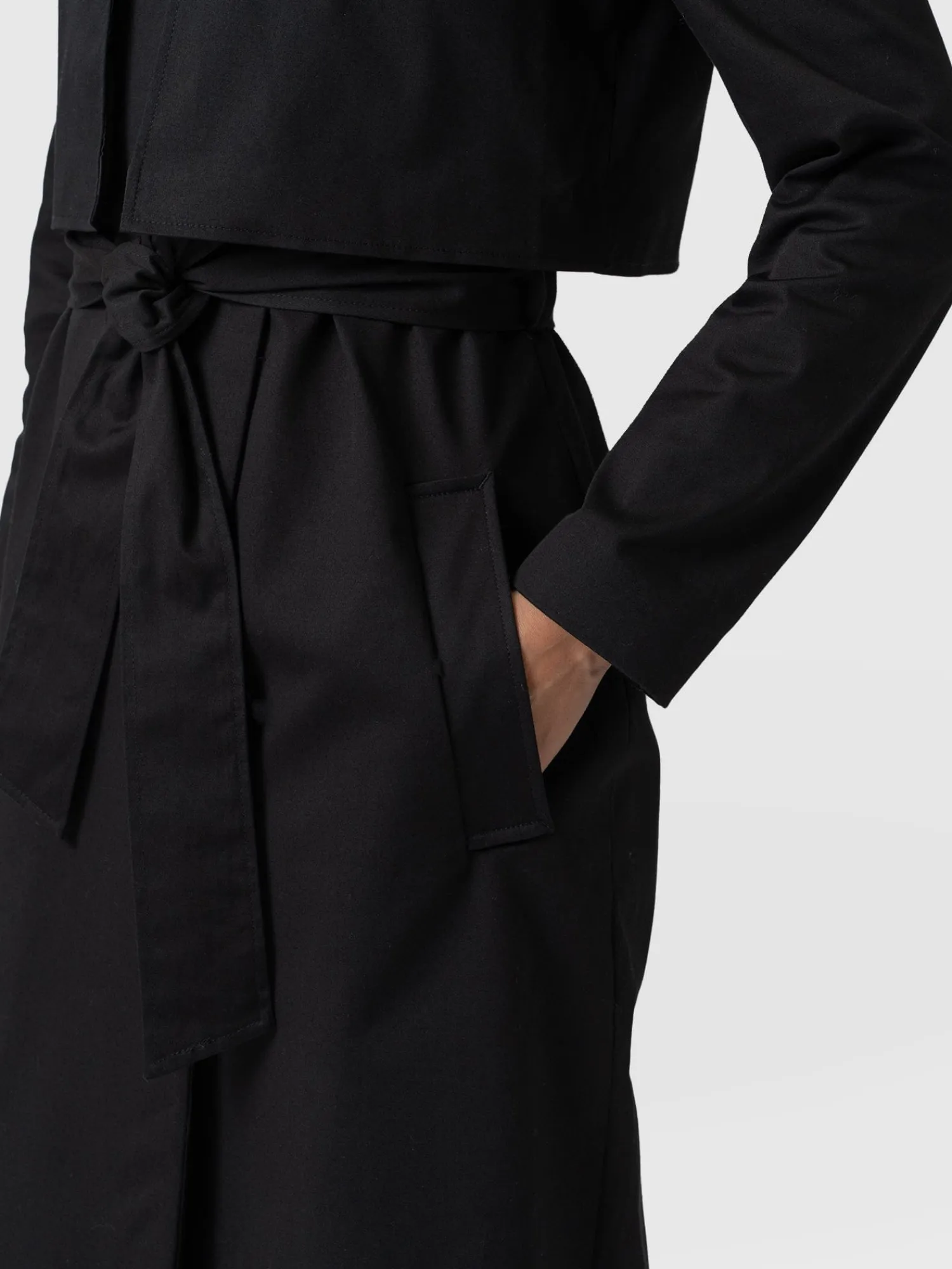Online Saint and Sofia Classic Trench Coat - Black