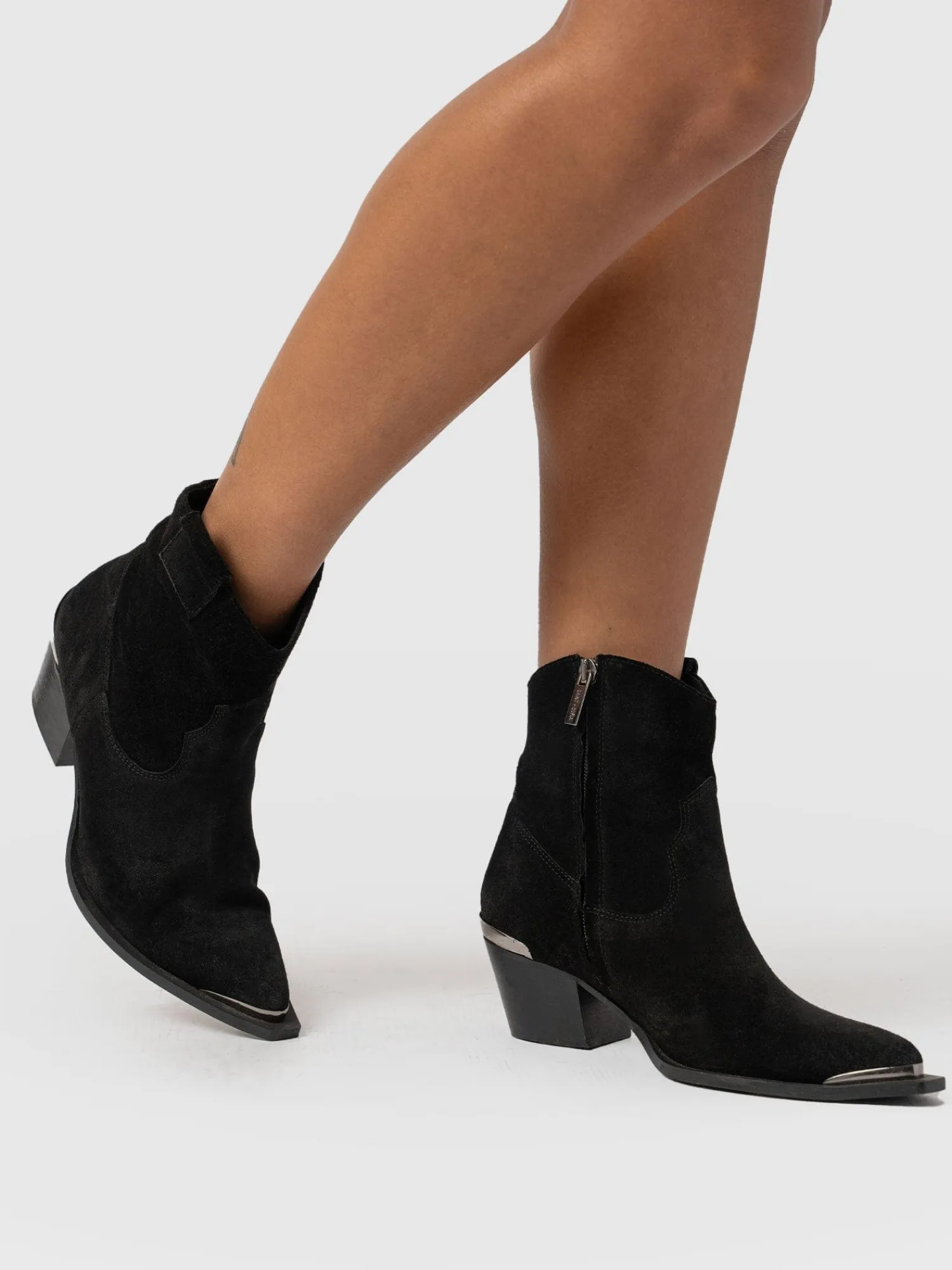 Clearance Saint and Sofia Dallas Metal Boot - Black