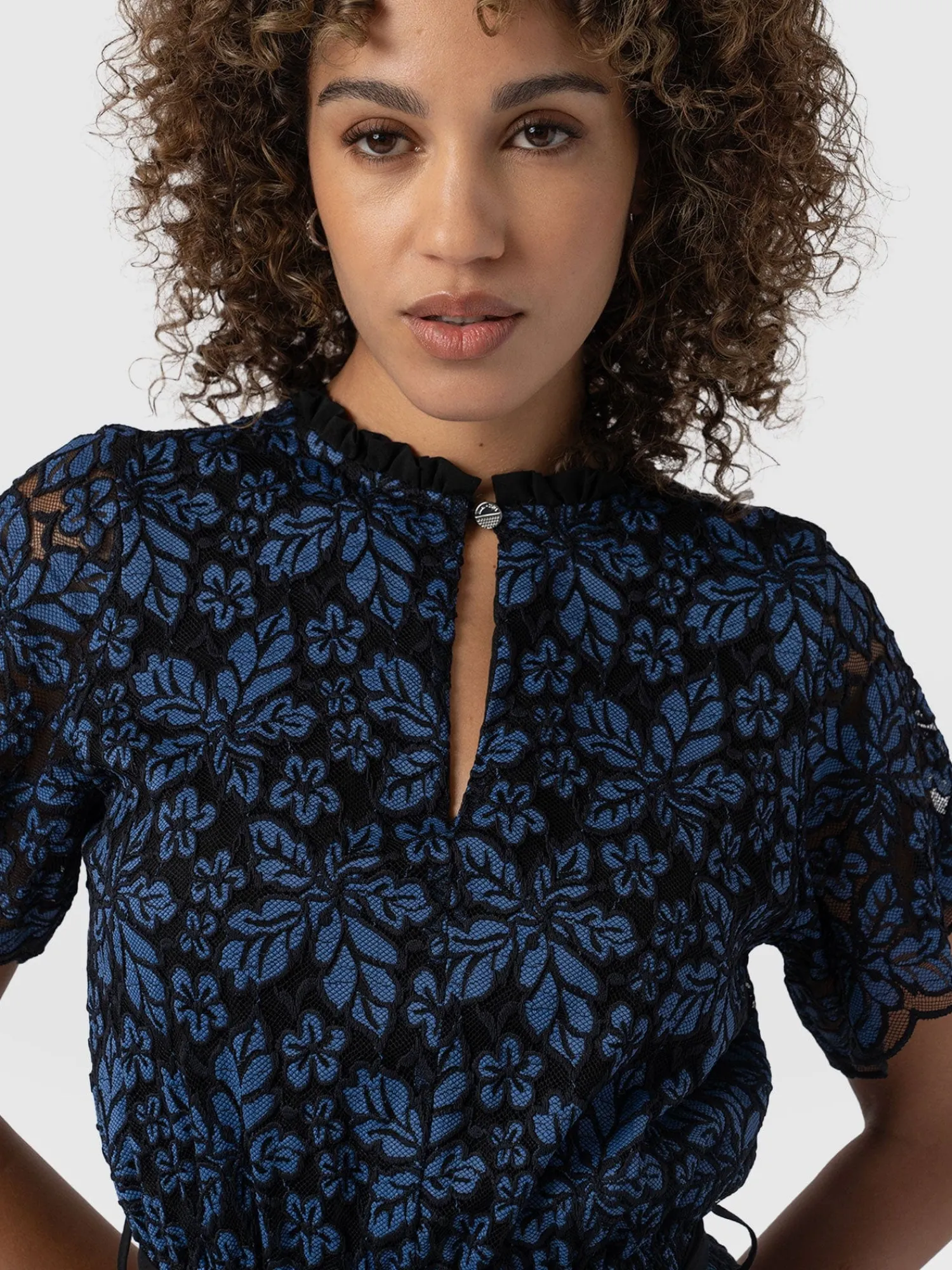 Clearance Saint and Sofia Fearne Lace Mini Dress - Blue/Black