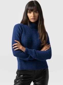 Sale Saint and Sofia Glen Cable Knit Sweater - Blue