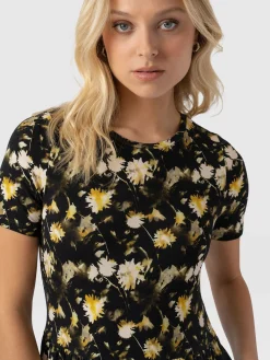 New Saint and Sofia Greenwich Dress Short Sleeve - Black Daisy Floral