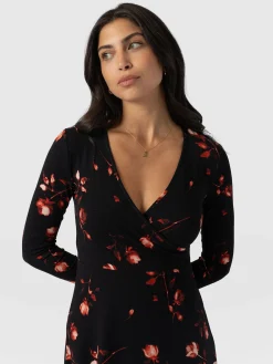 Best Saint and Sofia Maggie Wrap Midi Dress - Dark Roses
