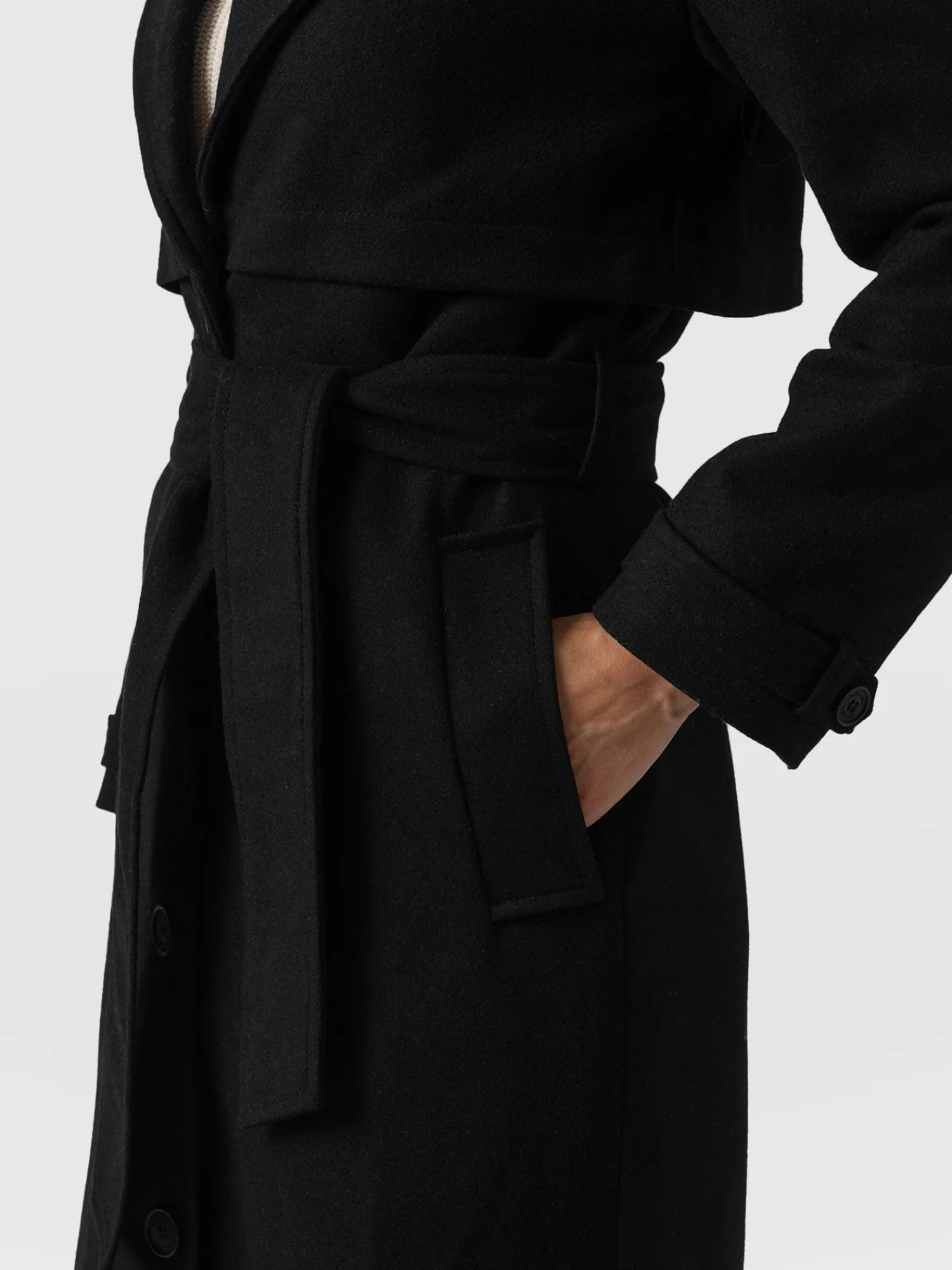 Discount Saint and Sofia Odette Coat - Black