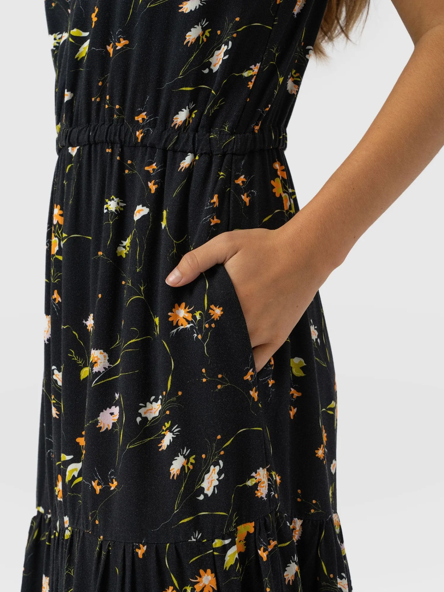 New Saint and Sofia Orla Dress - Black Floral