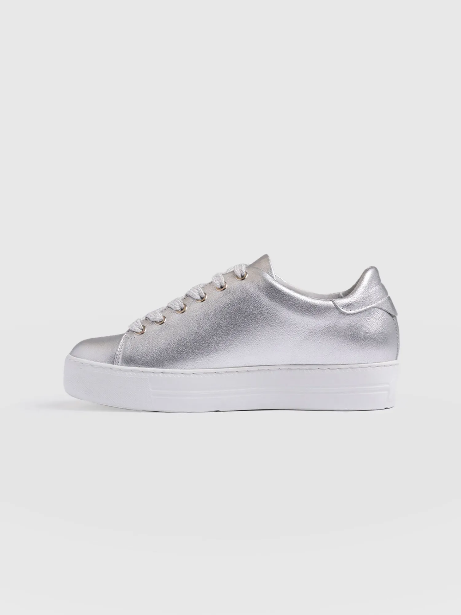 Sale Saint and Sofia Portland Sneaker - Silver