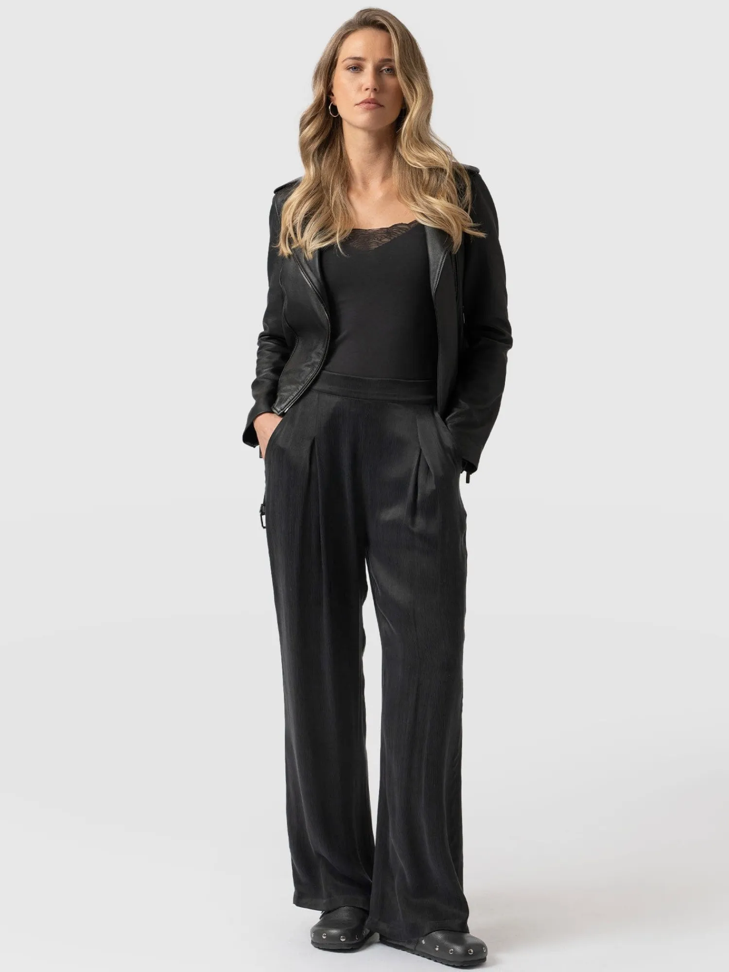 New Saint and Sofia Rowan Wide Leg Pant - Black