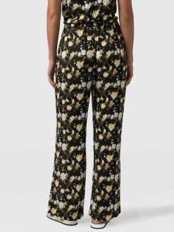 Best Saint and Sofia Rowan Wide Leg Pant - Black Daisy Floral