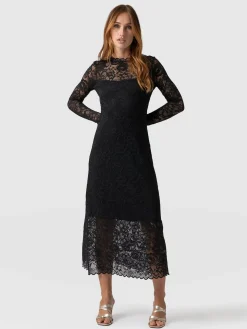 Sale Saint and Sofia Runway Lace Dress - Black