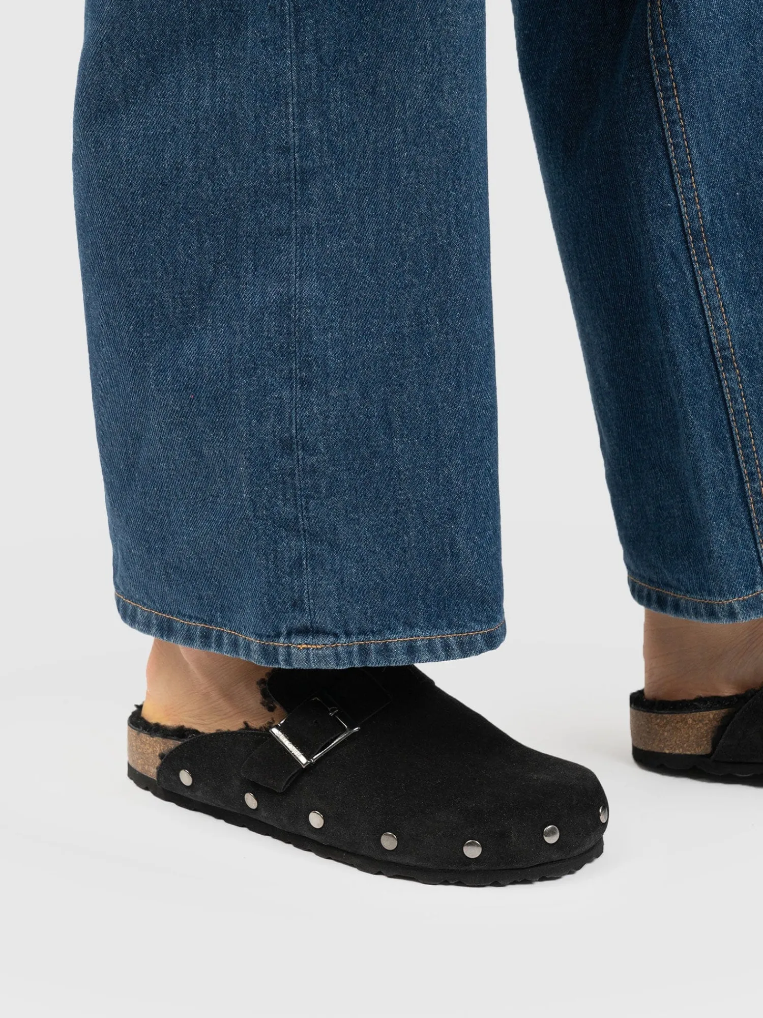 New Saint and Sofia Studded Clogs - Black Shearling